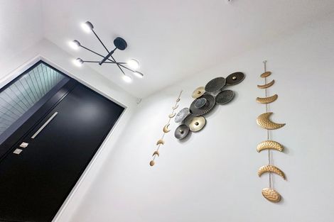 Photo of property in 27 Cousins Street, Woodend, 7691