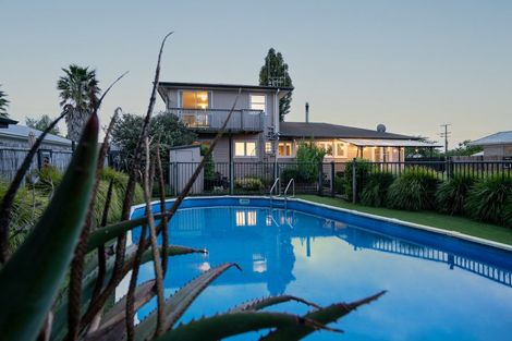 Photo of property in 298 Shakespeare Street, Leamington, Cambridge, 3432