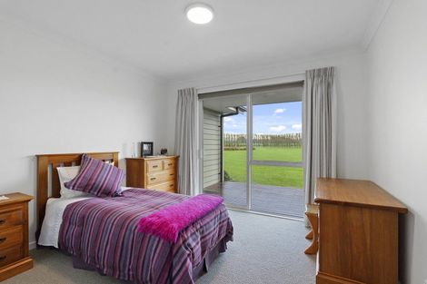 Photo of property in 814 Halkett Road, West Melton, Christchurch, 7671