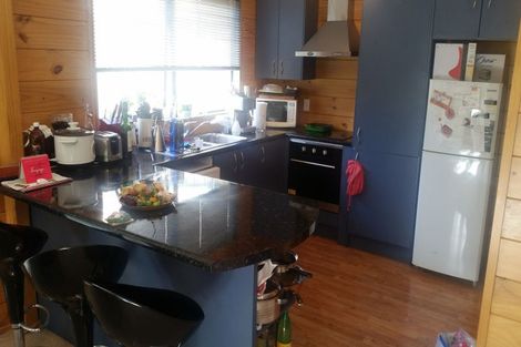 Photo of property in 26 Claverdon Drive, Massey, Auckland, 0614