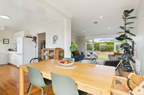 Photo of property in 73 View Road, Houghton Bay, Wellington, 6023