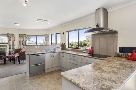 Photo of property in 25 Hawk Place, Welcome Bay, Tauranga, 3112