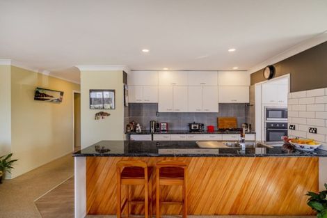 Photo of property in 198b Cook Drive, Whitianga, 3510