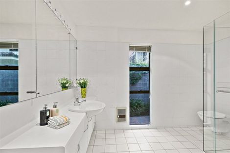 Photo of property in 43 Manurere Avenue, Takapuna, Auckland, 0622