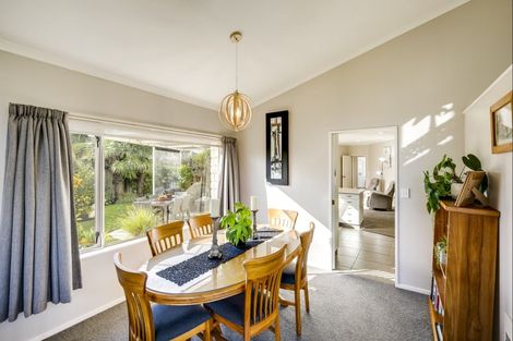 Photo of property in 5 Flemington Place, Taradale, Napier, 4112