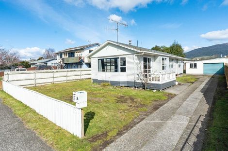 Photo of property in 14 Tureiti Place, Turangi, 3334