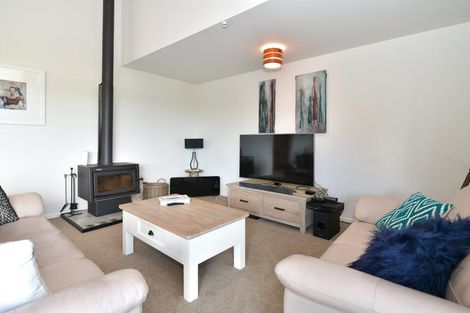 Photo of property in 20c Poplar Road, Stanmore Bay, Whangaparaoa, 0932
