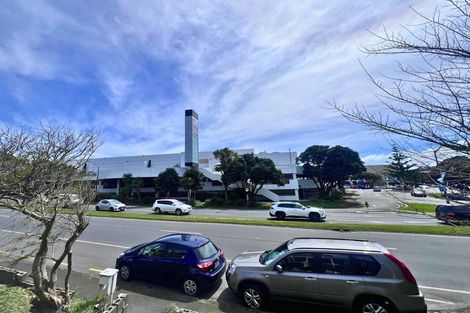 Photo of property in 1 Titahi Bay Road, Porirua City Centre, Porirua, 5022