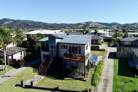 Photo of property in 16 Aquila Drive, Whitianga, 3510