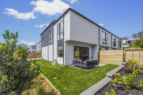 Photo of property in 37 Corunna Road, Milford, Auckland, 0620
