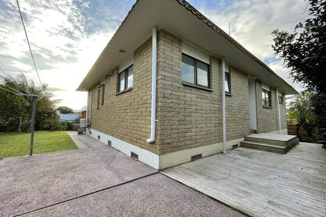 Photo of property in 1/4 Rakino Avenue, Manly, Whangaparaoa, 0930