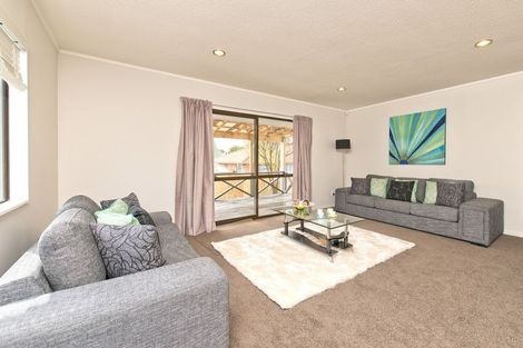 Photo of property in 3/4 Coxhead Road, Manurewa, Auckland, 2102