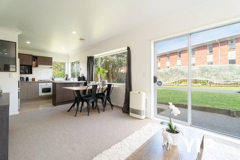 Photo of property in 2 Pohutukawa Grove, Titahi Bay, Porirua, 5022