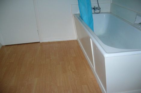 Photo of property in 2/39 Mcparland Street, Ebdentown, Upper Hutt, 5018