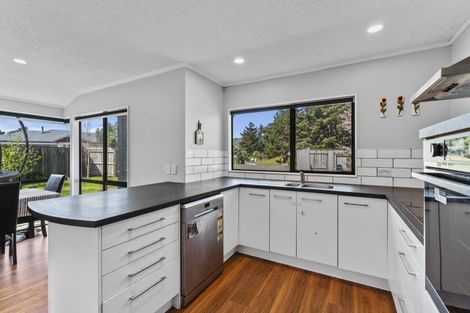 Photo of property in 57 Weggery Drive, Waikanae Beach, Waikanae, 5036