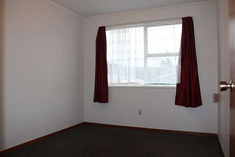 Photo of property in 7 Kapiti Place, Sunnynook, Auckland, 0620