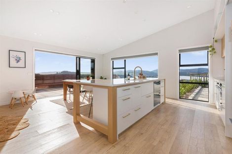 Photo of property in 65 Exploration Way, Whitby, Porirua, 5024