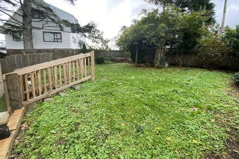 Photo of property in 6 Tilia Place, Totara Heights, Auckland, 2105