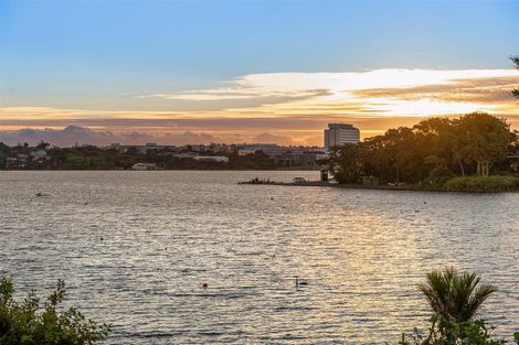 Photo of property in 8 Eric Price Avenue, Takapuna, Auckland, 0620
