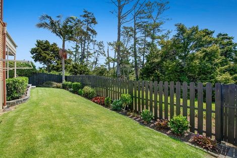 Photo of property in 7 Kingtide Place, Red Beach, 0932