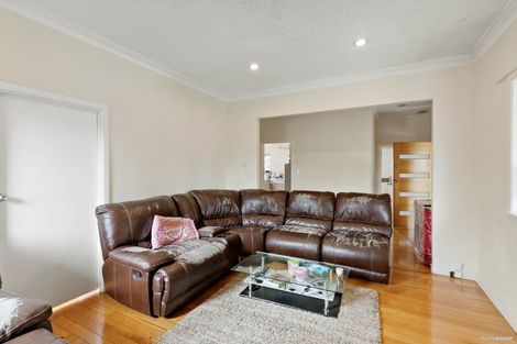 Photo of property in 4 Huia Road, Papatoetoe, Auckland, 2025