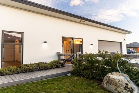 Photo of property in 21 Greenfield Place, Twizel, 7901