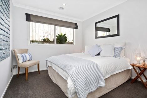 Photo of property in 53 Endeavour Drive, Whitby, Porirua, 5024