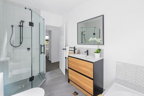 Photo of property in 2/99 Glen Lynne Avenue, Queenwood, Hamilton, 3210