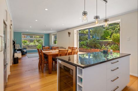 Photo of property in 9 Oawai Place, Marfell, New Plymouth, 4310