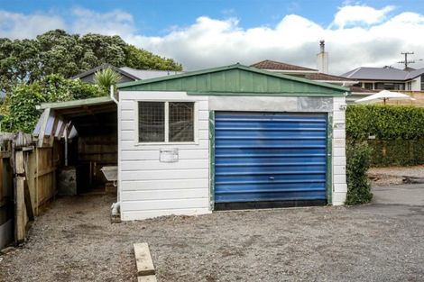Photo of property in 17 Lawry Street, Blagdon, New Plymouth, 4310