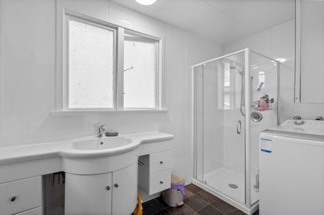 Photo of property in 49 Ferry Road, West Plains, Invercargill, 9879