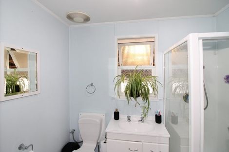 Photo of property in 22 Hardie Grove, Featherston, 5710