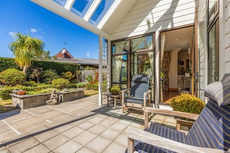 Photo of property in 12a Tamati Place, Merrilands, New Plymouth, 4312