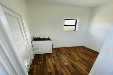 Photo of property in 27 Jackson Street, College Estate, Whanganui, 4500