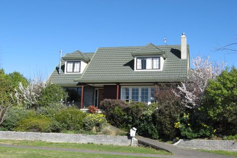 Photo of property in 8 Reeve Drive, Havelock North, 4130