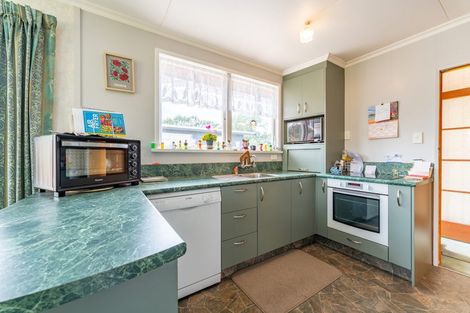 Photo of property in 17 Kenilworth Road, Oamaru North, Oamaru, 9400