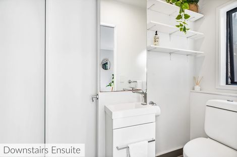 Photo of property in 16 Dovedale Place, Parnell, Auckland, 1010