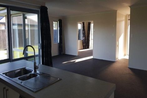 Photo of property in 52 Newman Road, Rolleston, 7614