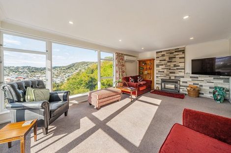 Photo of property in 67 Chamberlain Road, Karori, Wellington, 6012