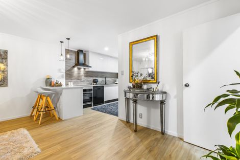 Photo of property in 3/10 Rito Place, Manukau, Auckland, 2025