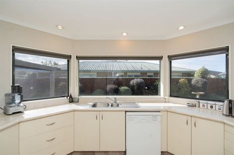 Photo of property in 26 Admiral Crescent, Flagstaff, Hamilton, 3210