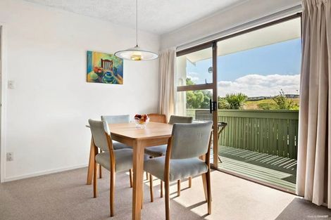 Photo of property in 1/94 John Downs Drive, Browns Bay, Auckland, 0630