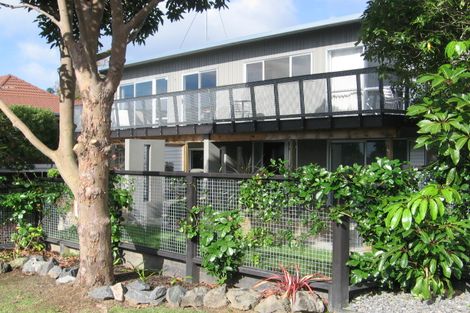 Photo of property in 17 Kiri Place, Mairangi Bay, Auckland, 0630
