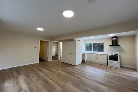 Photo of property in 25 Geoffrey Road, Torbay, Auckland, 0630