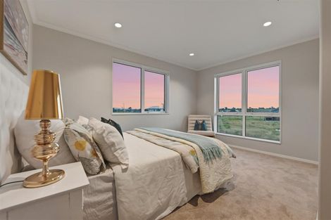 Photo of property in 9 Toporoa Street, Karaka, 2113