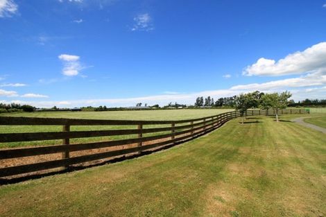 Photo of property in 17 Mulholland Drive, Darfield, 7571