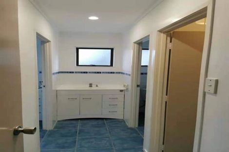 Photo of property in 154 Weatherly Road, Torbay, Auckland, 0630