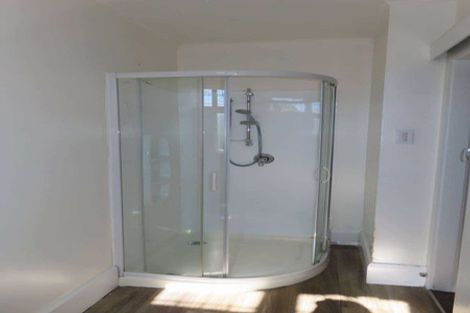 Photo of property in 63 Aorangi Road, Bryndwr, Christchurch, 8053