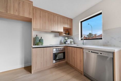 Photo of property in 571 Massey Road, Mangere, Auckland, 2022