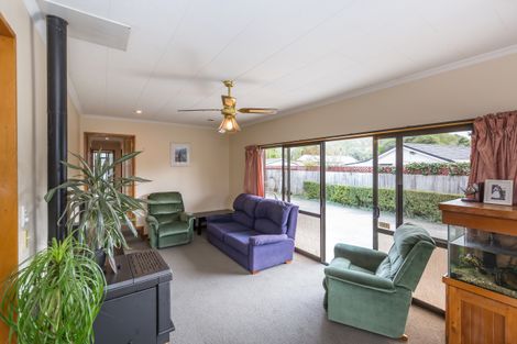 Photo of property in 5 Ourbridge Street, Kainga, Christchurch, 8083